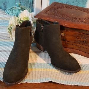 NIB, Jessica Simpson Delaine Suede Booties